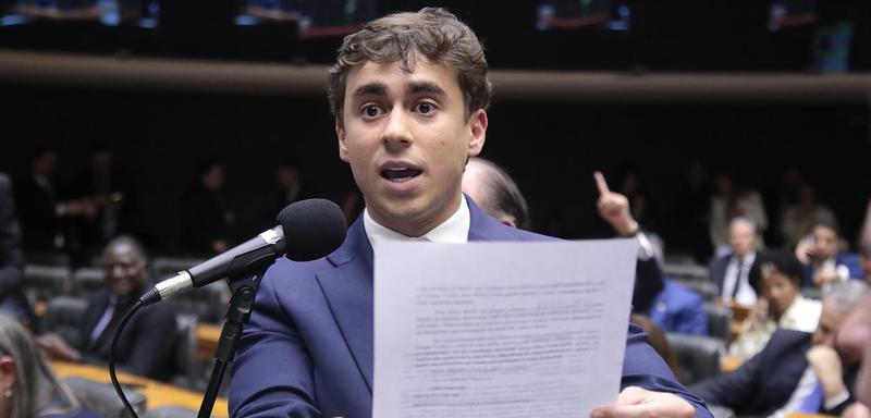 Nikolas não foi o único a presentear o PCC