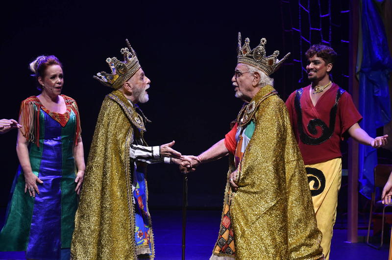 Amir Haddad e Renato Borghi levam histórias de luta e liberdade ao palco