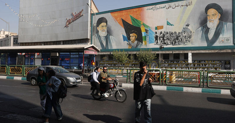 Germany tells nationals to leave Iran, fearing retaliation over sanctions