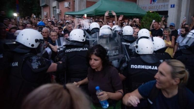 Podrška Filozofskom u Novom Sadu
