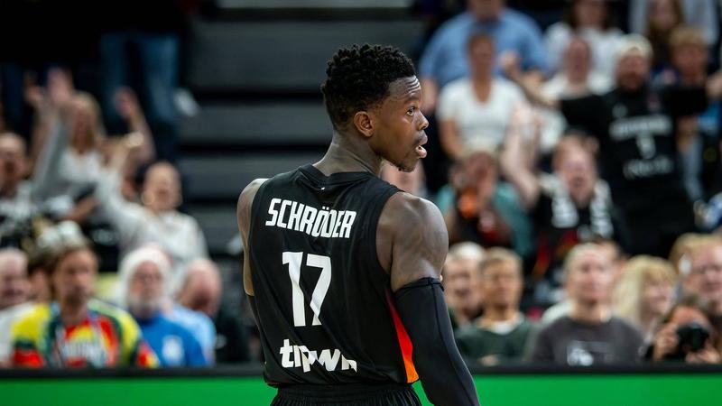 Jeder Affenlaut ist einer zu viel : Dennis Schröder ist laut, aber gerade das braucht es im Kampf gegen Rassismus