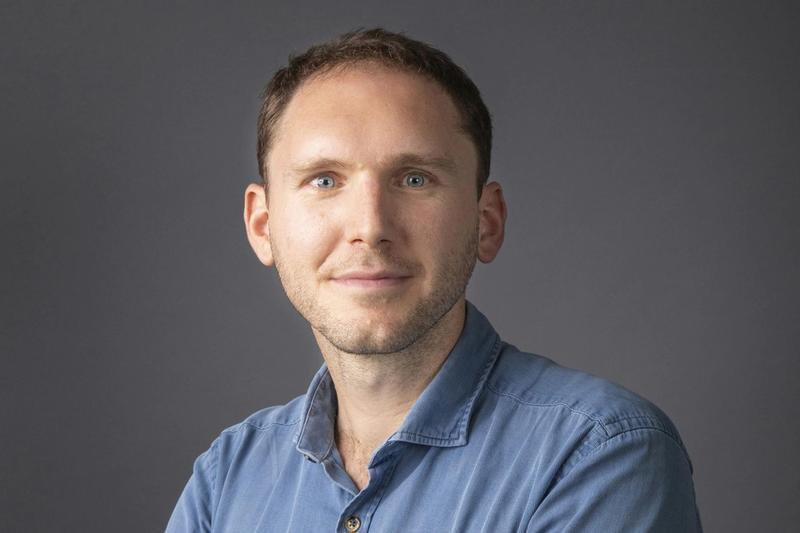 La « pause numérique », la mise à l’écart des objets connectés des élèves pendant les cours au collège, doit entrer en vigueur pour cette rentrée, lundi 1er septembre, selon le souhait de la ministre de l’éducation nationale Élisabeth Borne. La mesure semble difficilement applicable.