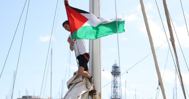 Aid flotilla with Greta Thunberg sets sail for Gaza