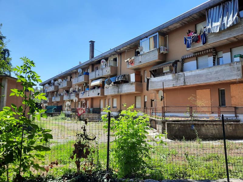 Ustionato con l’acqua calda a 2 anni: nello stesso palazzo morì un bimbo cadendo dalla finestra