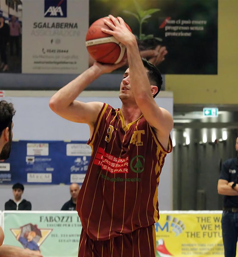 Basket serie C: un tiratore puro per la Despar 4T. Matteo Ghirelli resta in maglia granata