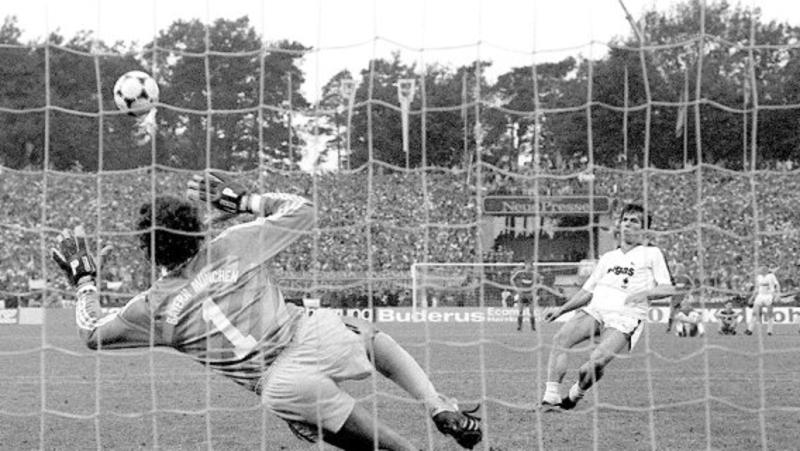 #EconomíayDeporte: Un sistema económico llamado futbol