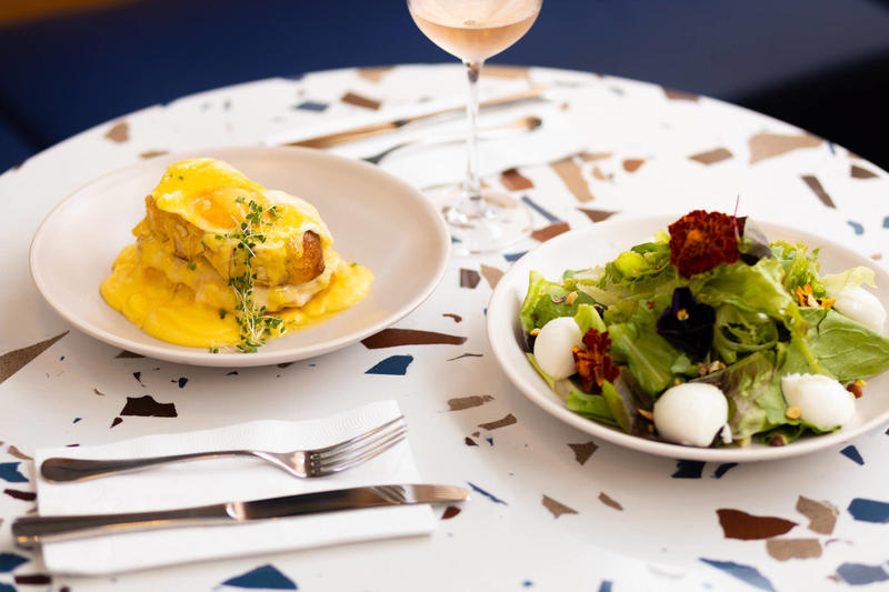 Santa Maria Empório reabre café com brunch aos finais de semana