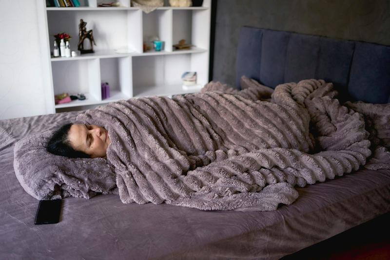 Do weighted blankets work for anxiety? Here’s what the evidence shows