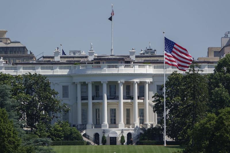 Trump Comes Up With Crazy Explanation for Video of White House Window