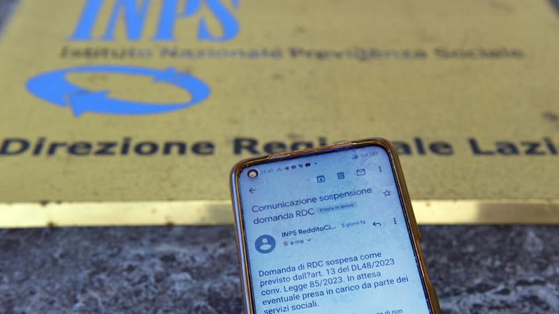 Tanti numeri e un sospetto. Senza reddito di cittadinanza, si va a lavorare