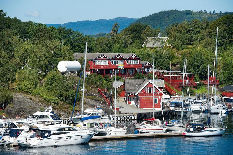 Eg kjem til å stemma for at nynorsk framleis blir skulemål i Sjernarøy