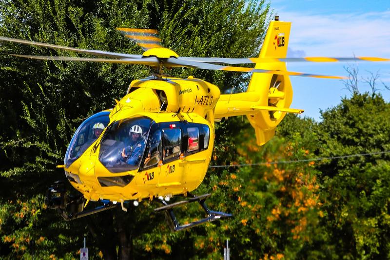 Muore col trattore contro un albero: ipotesi malore