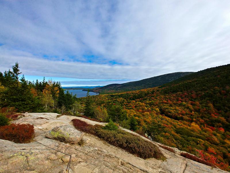 Leaf It to the Pros: The Northeast’s 18 Most Captivating Fall Foliage Escapes for 2025
