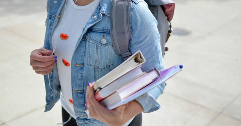 4 Ways to Support Teens with Eating Disorders in Back-to-School Season
