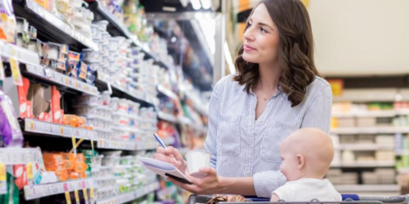 Frugal grocery shoppers share 25 tips for cutting down grocery bills