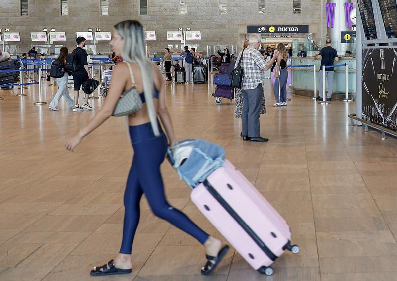 Some airlines return to Israeli skies, but prices soar amid peak High Holiday demand