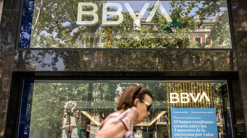 BBVA encara resistencias en bolsa mientras la opa sobre el Sabadell redefine el mapa bancario