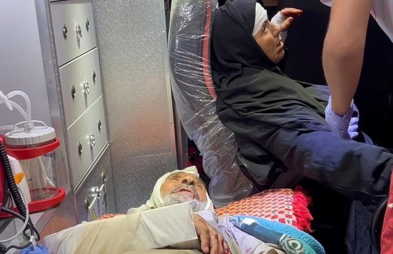 Armed settlers injure at least 14 Palestinians, including infant, elderly couple