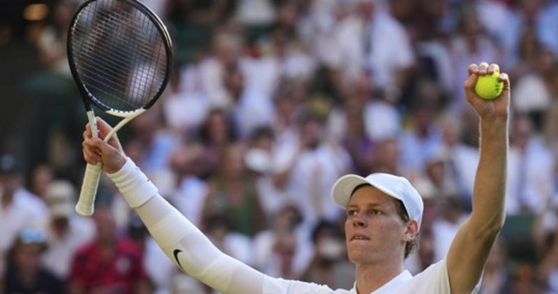 Sinner il patriota: con la bellezza del suo tennis tiene sveglia l'Italia