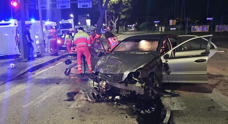 Livorno, il “pirata” che ha travolto il taxi: «Sono fuggito perché avevo paura»
