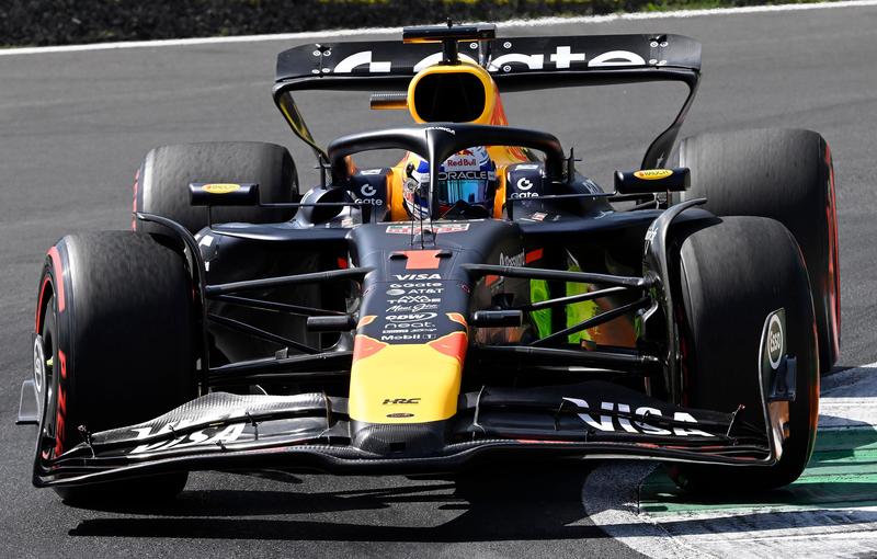 Qualifiche F1: super Verstappen fa la pole a Monza davanti alle McLaren, Leclerc 4°. La griglia di partenza