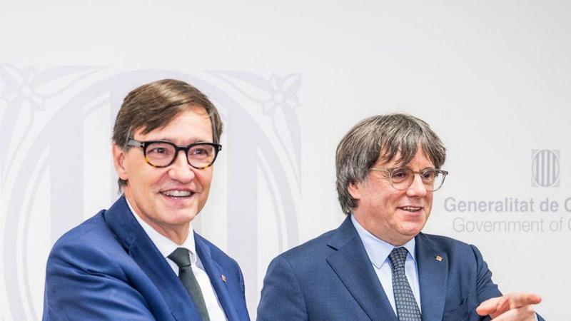 Asseure’s a parlar amb l’altre