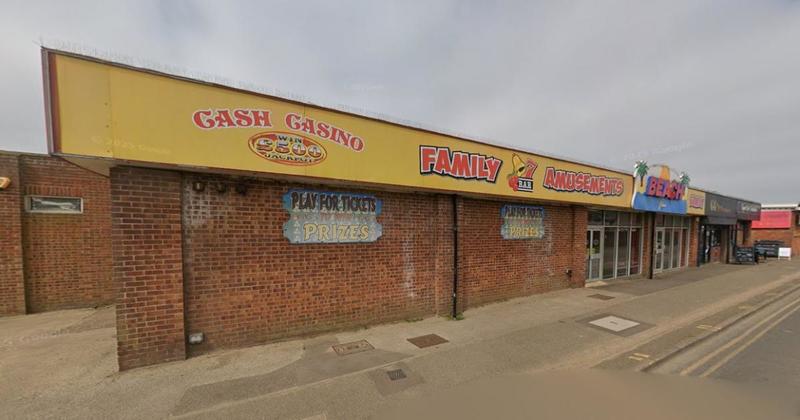 Go-ahead for beach amusement arcade to become shops