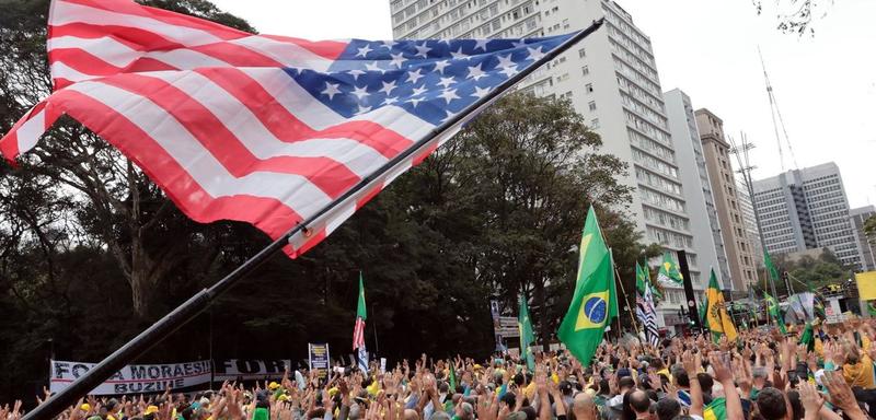 O recado do domingo: o candidato da direita é Bolsonaro