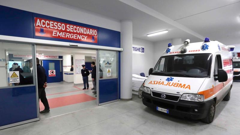 Tre 18enni accoltellati per una rissa a San Giorgio a Cremano: denunciata anche la madre di uno di loro