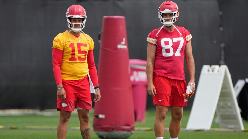 Morning Coffee: Mahomes, Chiefs set to kick off redemption tour versus Chargers