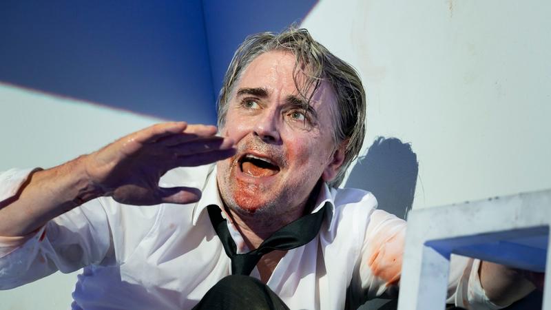 Theater | Jens Harzer in „De Profundis“ von Oscar Wilde am Berliner Ensemble: Ein glänzender Star