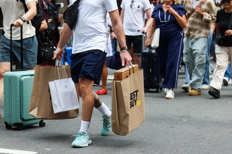 Poll: Americans Are Buying Way Less Thanks to Trump’s Tariffs