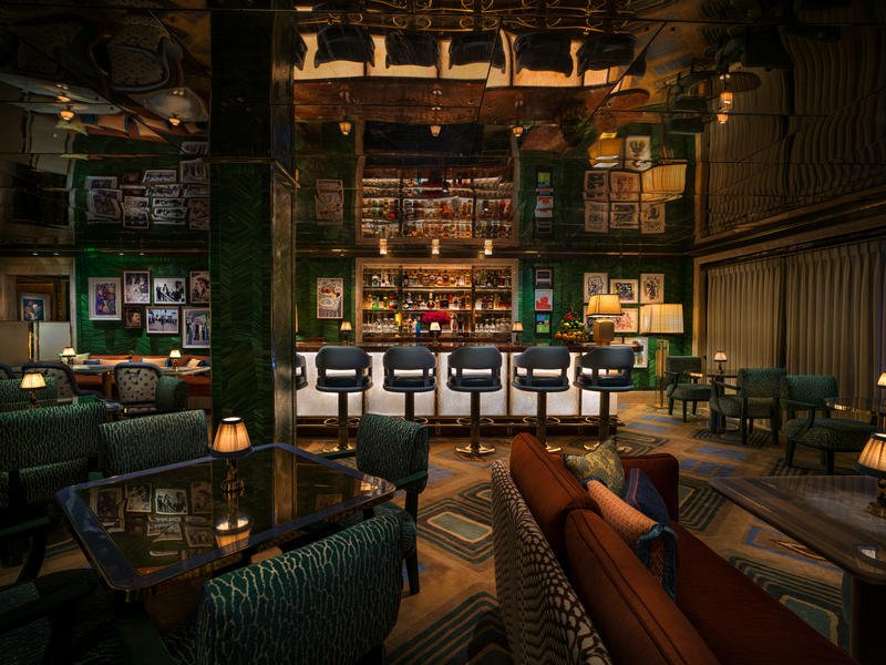 La Monique Brings a Slice of the French Riviera to Santa Monica