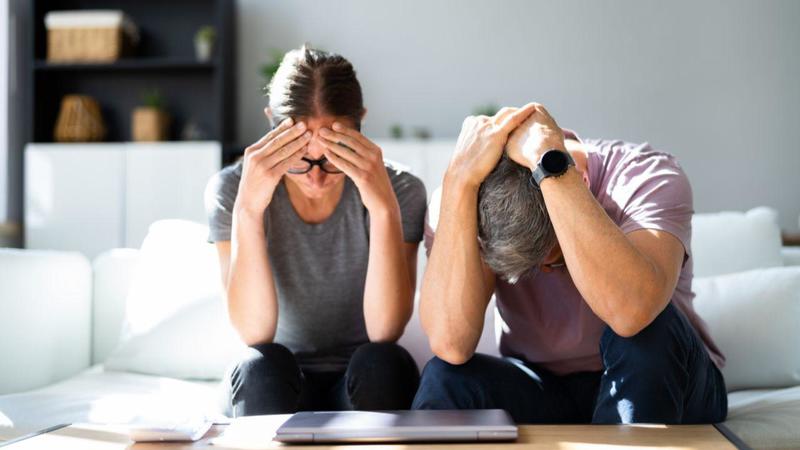 Lavoratori schiacciati dai debiti: raddoppiate le richieste d’aiuto