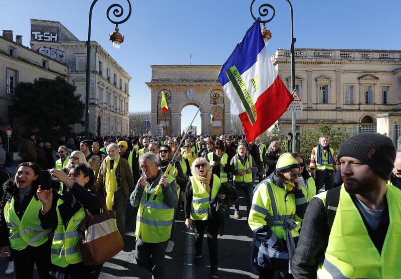 “Blocchiamo tutto”: chi c’è dietro il movimento che ricorda i Gilet jaunes