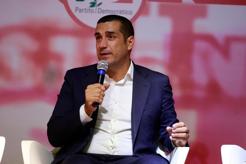 De Pascale alla Festa Pd di Bologna: “Grande piano sugli aeroporti, il Marconi non basta”