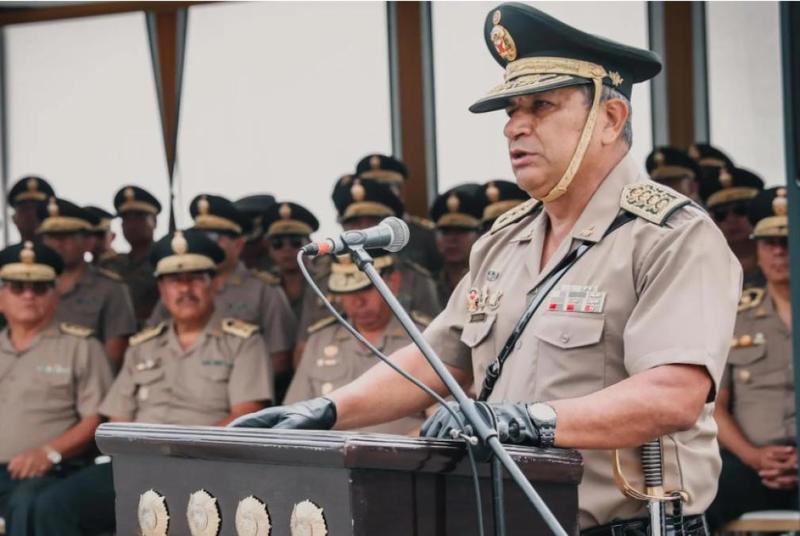 El general cantinflesco: 