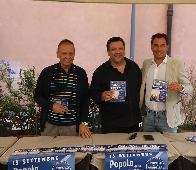 Popolo della famiglia in festa. Vannacci interverrà in diretta