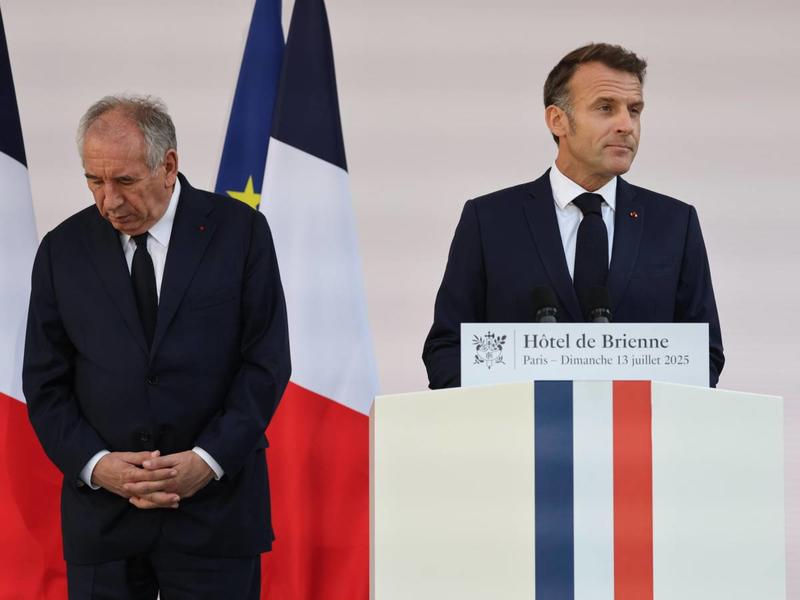Finisce un'epoca, continua la malattia