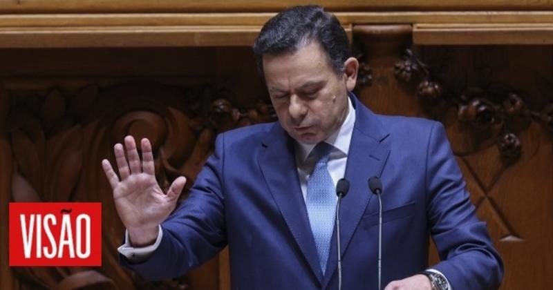 Prémio Laranja Amarga para o dia da libertação do risco de dissolução