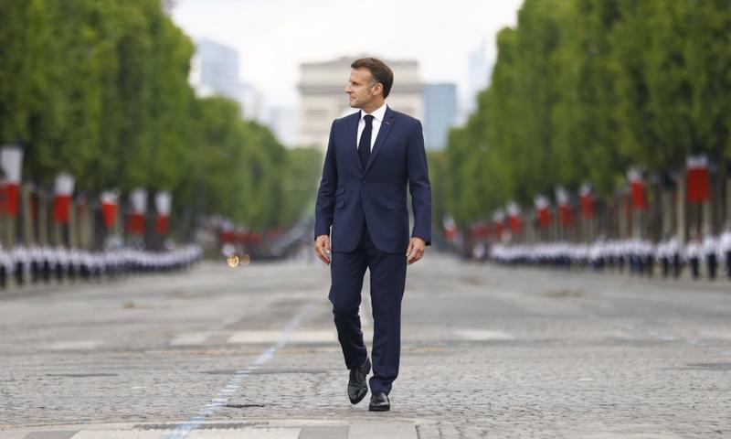 KOMENTAR VIŠESLAVA RAOSA Tihi hladni rat u Francuskoj: Odletio je još jedan premijer, a hoće li i Macron?