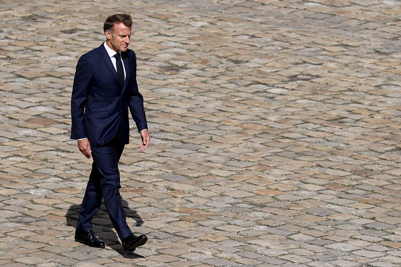 How Macron Failed France