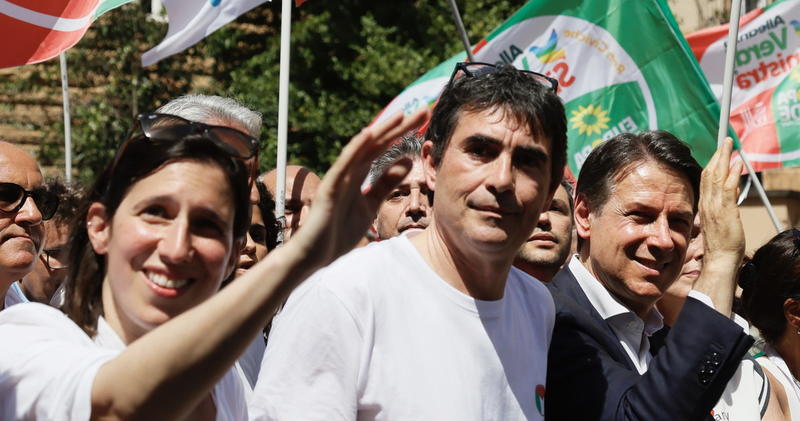 I moderati dem immolati per i populismi sinistri