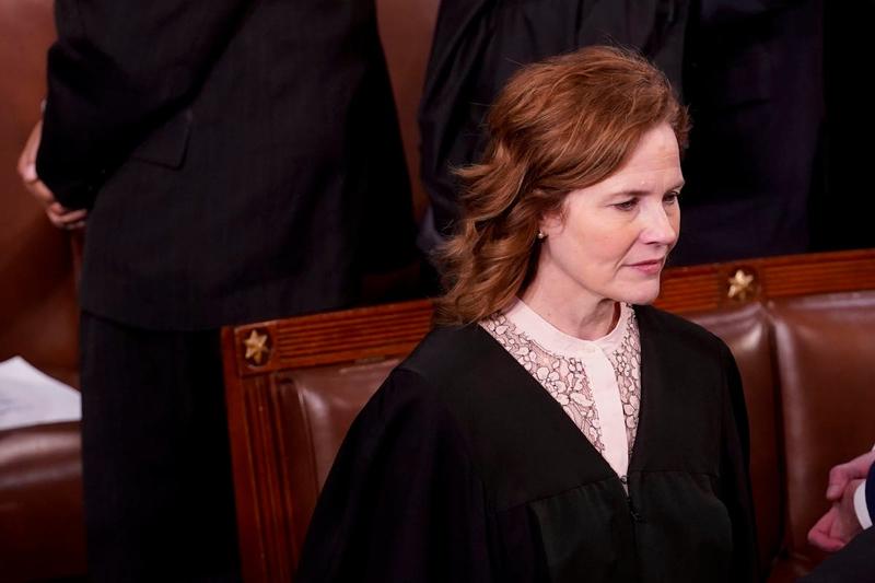 Amy Coney Barrett Gives Least Reassuring Answer on Trump Third Term