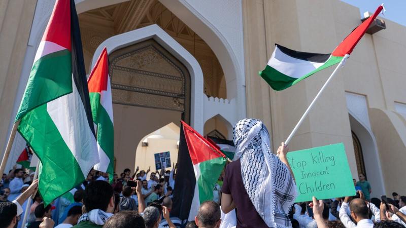 Es ist Völkermord: Israel greift Hauptstadt Katars an und verstärkt Bombardierung Gazas
