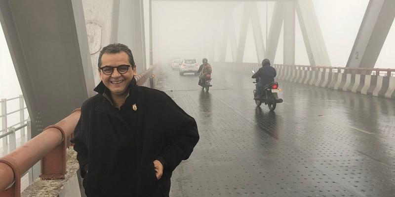 With His Collar Up, Sankarshan Thakur