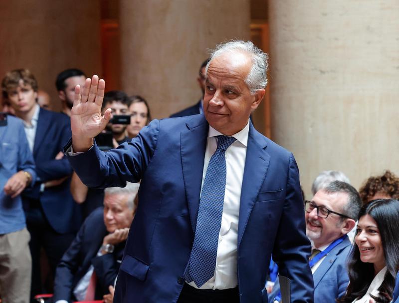 L’annuncio di Piantedosi: “Un Cpr per gli spacciatori. Le zone rosse funzionano”