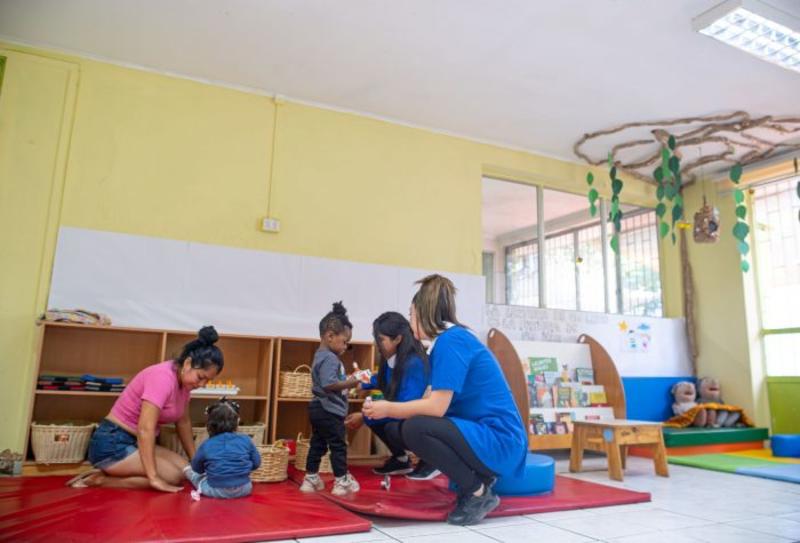 Tensiones y perspectivas en torno a la escolarización temprana de la Educación Parvularia