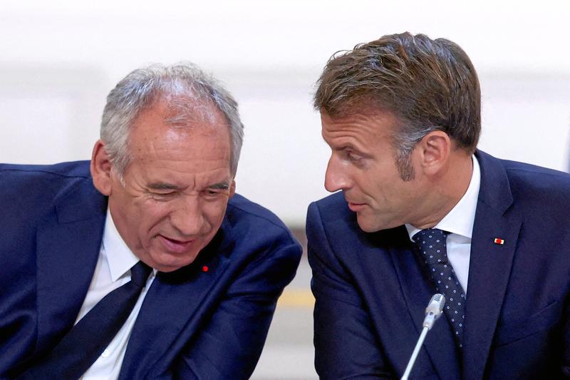 Macron laviert endlos