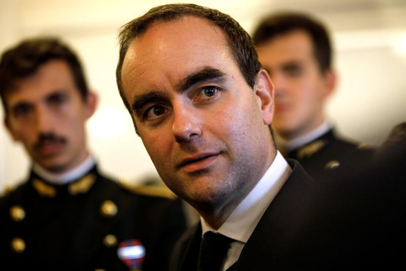 Premier Lecornu: Macron ernennt Loyalisten und provoziert die Straße